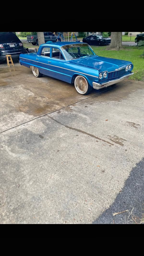 1964 Chevrolet Impala - Sedan 4D