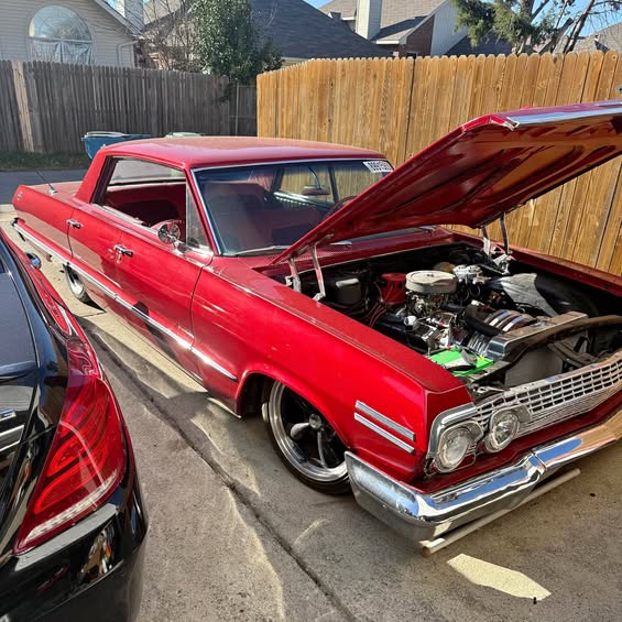 1963 Chevrolet Impala - SS Sedan 4D