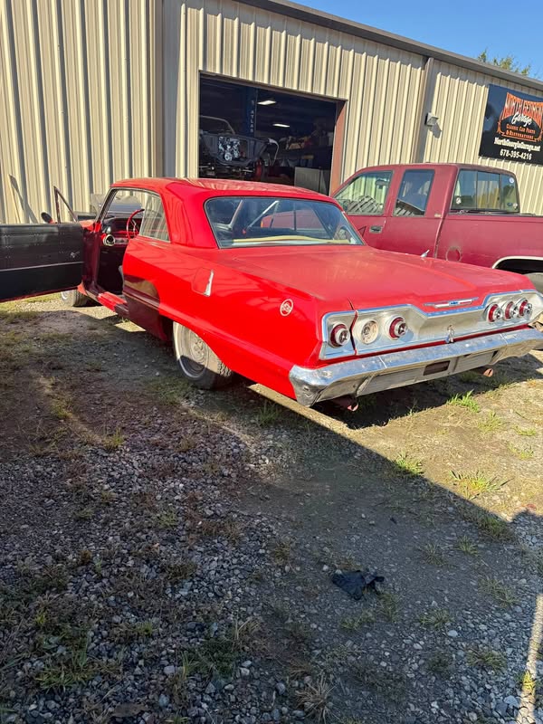 1963 Chevrolet Impala - SS Sedan 4D