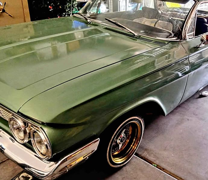 1961 Chevrolet Impala - Resto Mod