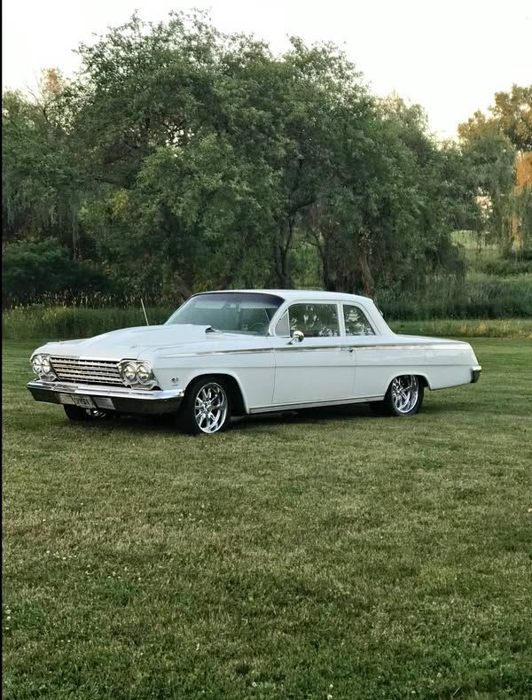 1962 Chevrolet Impala - Biscayne