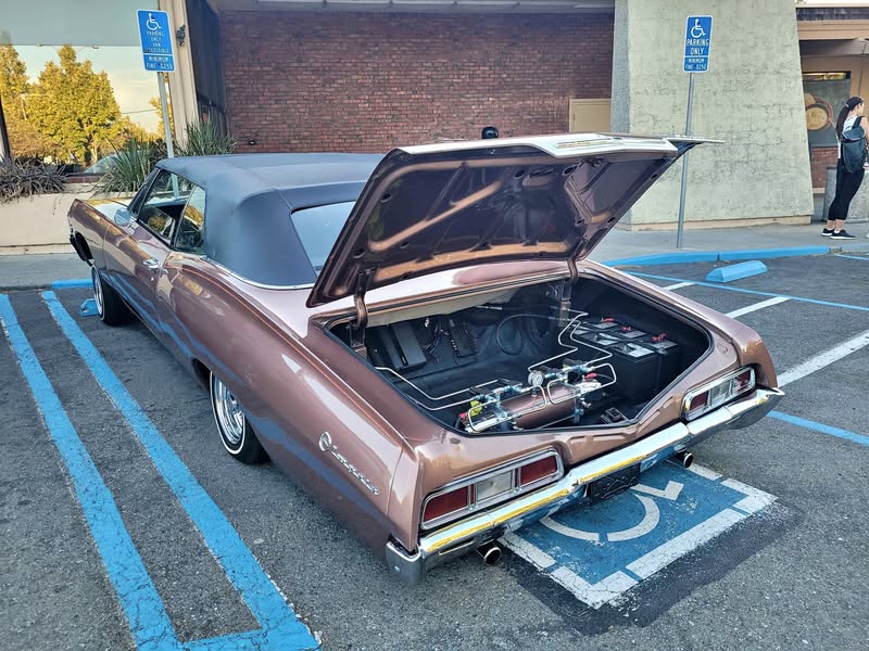 1967 Chevrolet Impala - Convertible