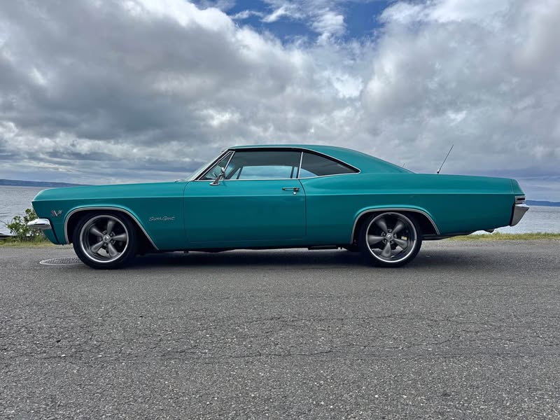1965 Chevrolet Impala - TRUE BIG BLOCK SUPER SPORT