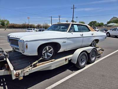 1969 Chevrolet Impala - LS Sedan 4D