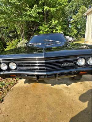 1966 Chevrolet Impala - Triple black