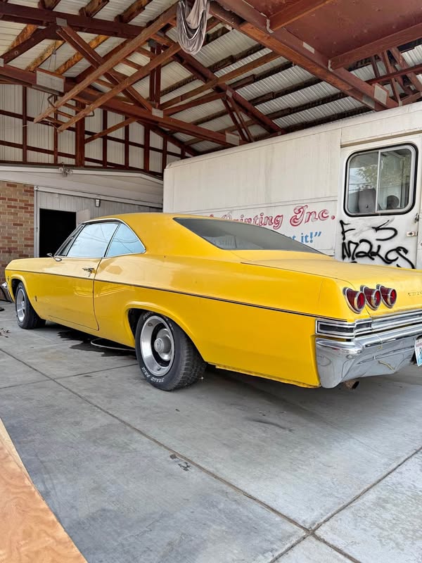 1965 Chevrolet Impala - SS