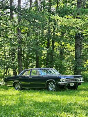 1965 Chevrolet Impala - Sedan 4D