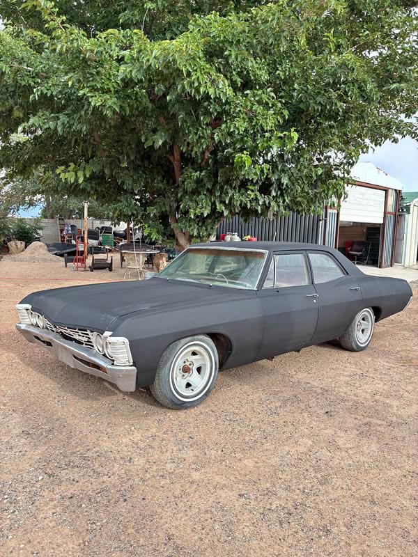 1967 Chevrolet Impala - Sedan 4D