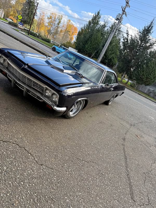 1966 Chevrolet Impala - SS Sedan 4D