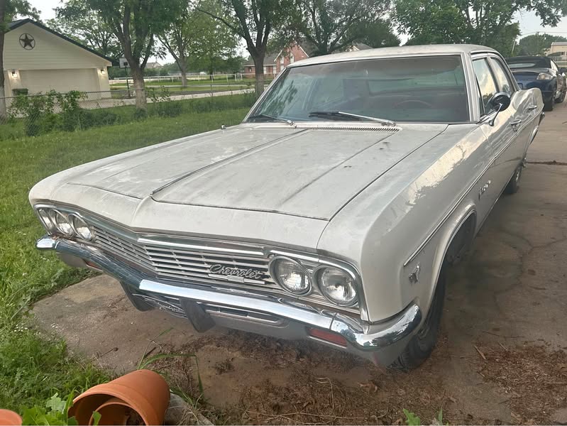1966 Chevrolet Impala - LS Sedan 4D