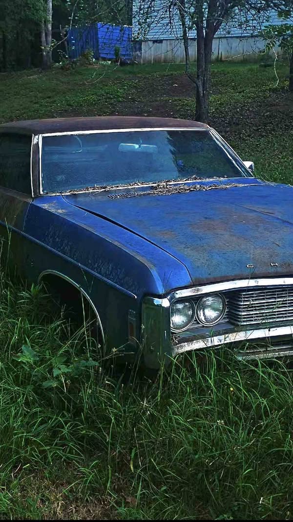 1969 Chevrolet Impala - Coupe 2Dr