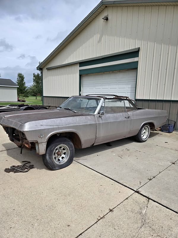 1965 Chevrolet Impala - Convertible
