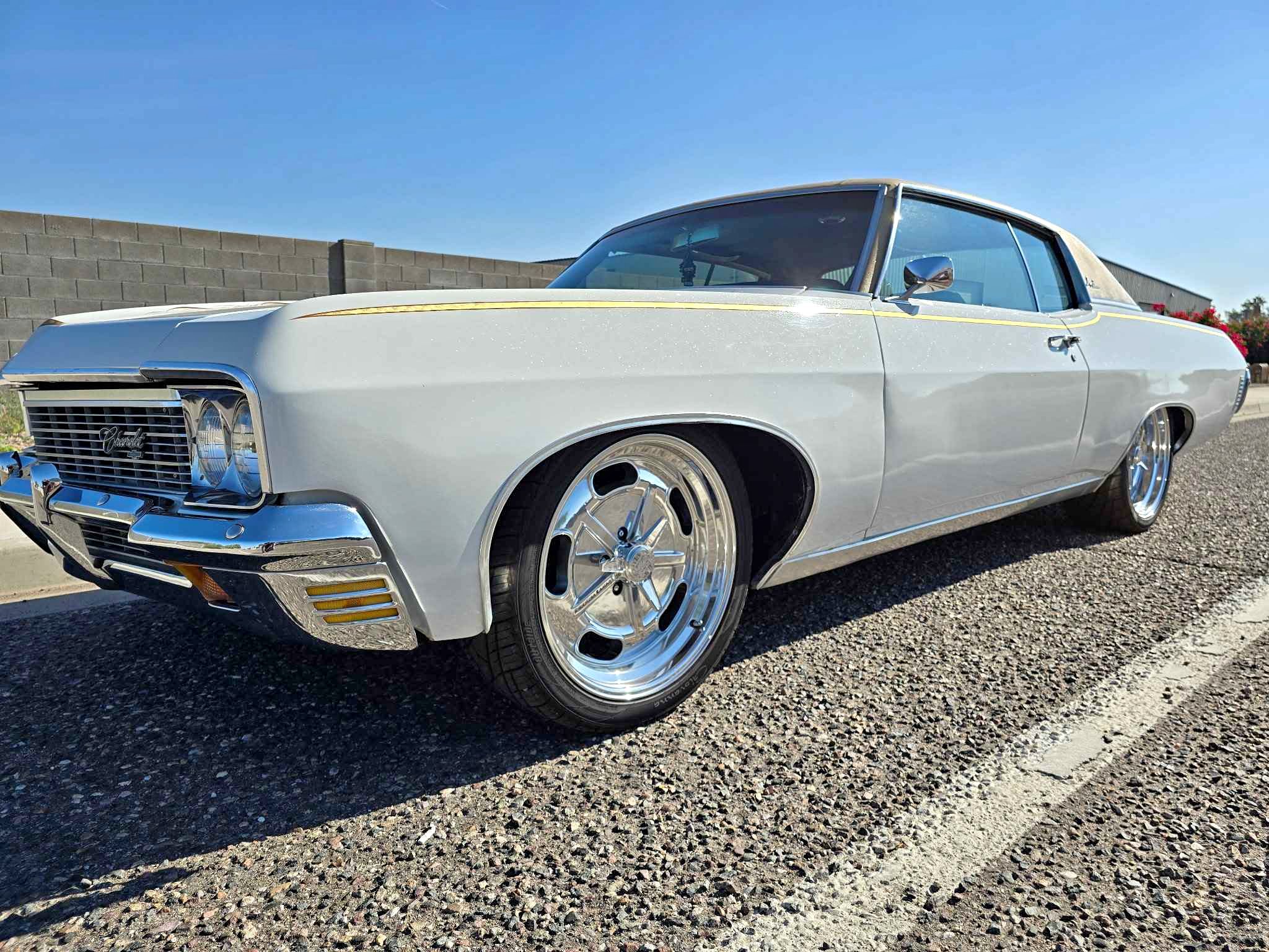 1970 Chevrolet Impala - 2 door Hardtop