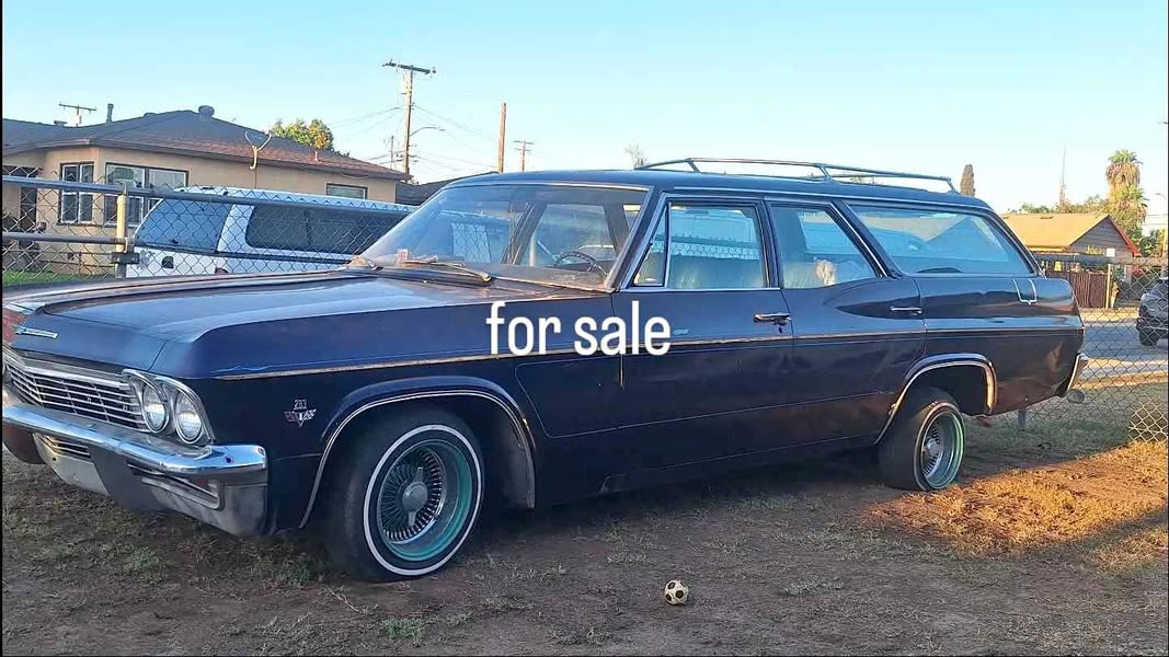 1965 Chevrolet impala wagon - clean