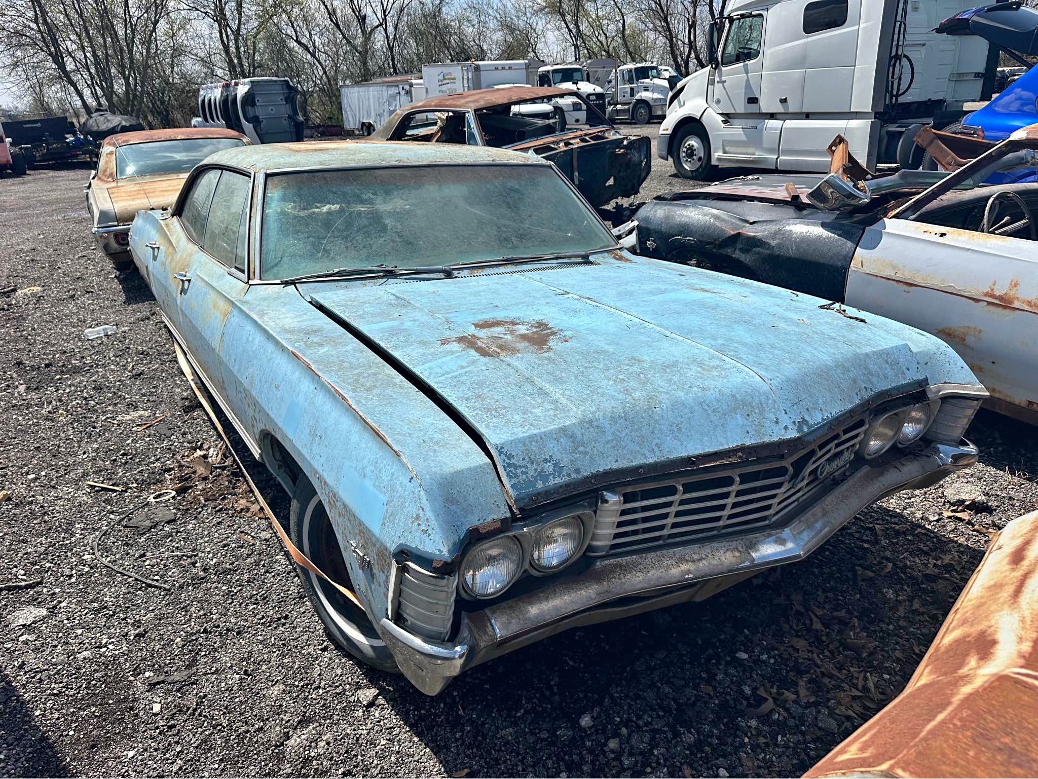 1967 Chevrolet Impala - SS Sedan 4D