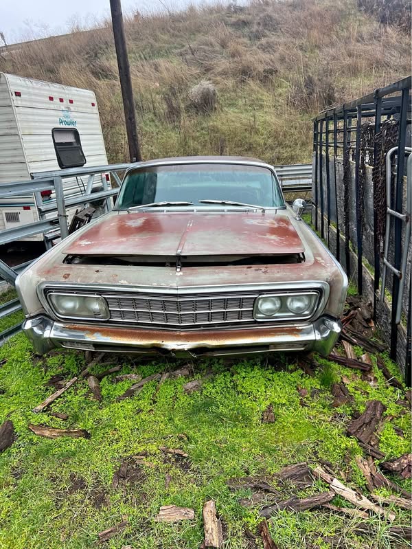 1966 Chrysler Imperial - Sedan 4D