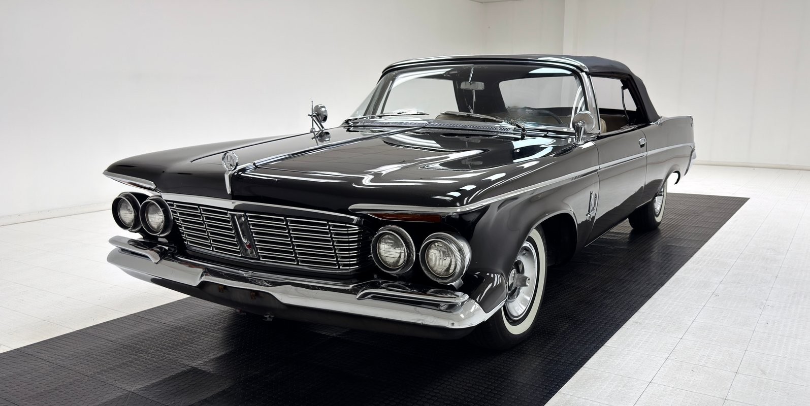 1963 Chrysler Imperial Crown Convertible