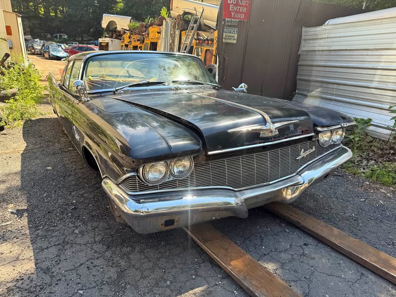 1960 Chrysler Imperial - Sedan 4D