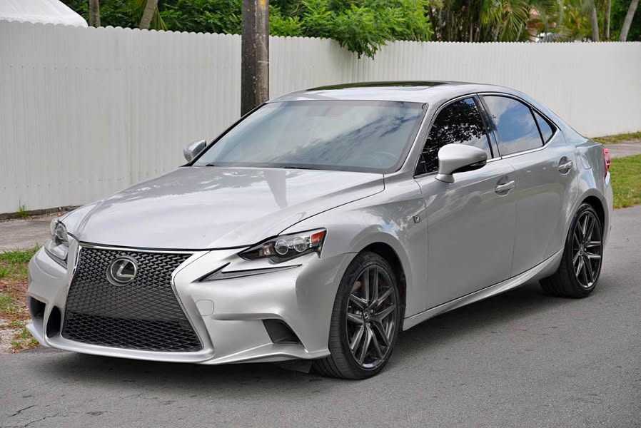 2016 Lexus IS - IS 200t Sedan 4D