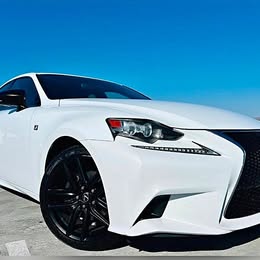 2015 Lexus IS 250 Crafted Line 4dr Sedan