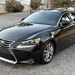 2018 Lexus IS