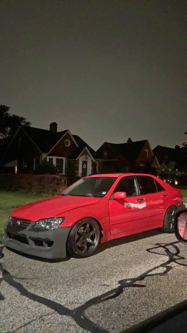 2002 Lexus IS - IS 300 Sedan 4D