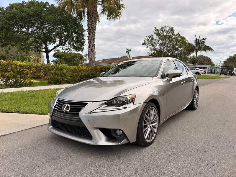 2016 Lexus IS - IS 200t Sedan 4D