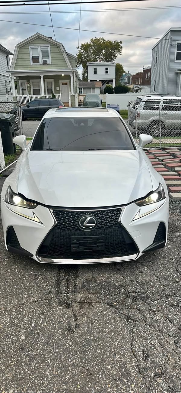 2018 Lexus IS - IS 300 Sedan 4D