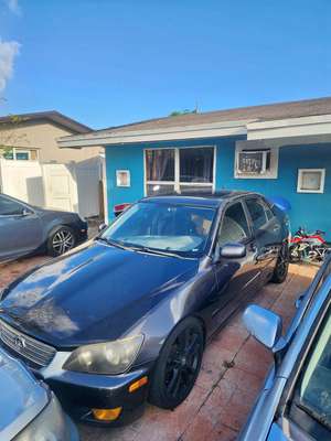 2003 Lexus IS - IS 300 Sedan 4D