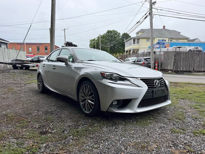 2016 Lexus IS - IS 300 Sedan 4D