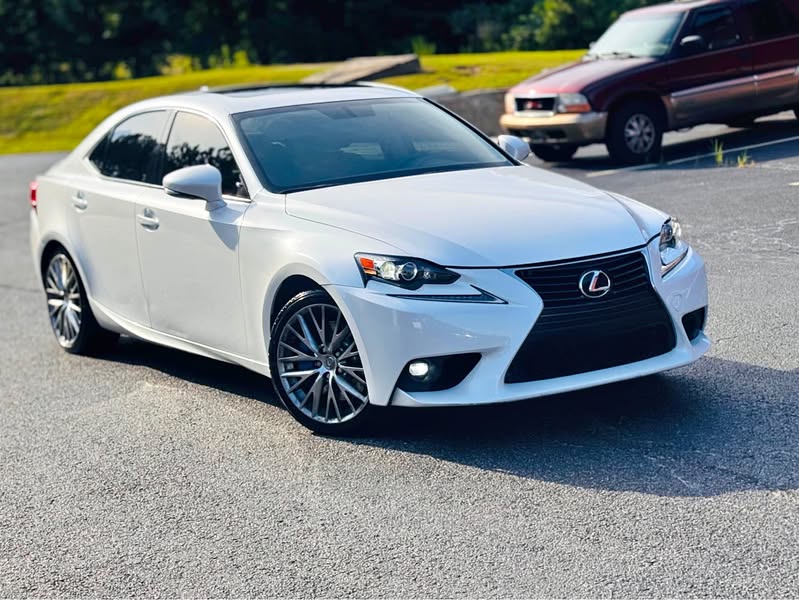 2016 Lexus IS - IS 300 Sedan 4D