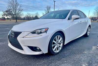 2016 Lexus IS - IS 300 Sedan 4D