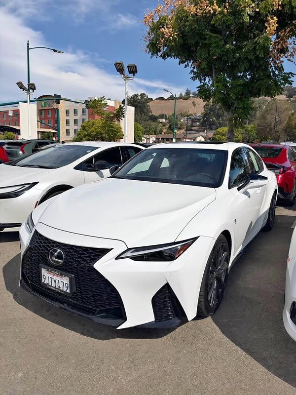 2023 Lexus IS - IS 350 F SPORT Sedan 4D