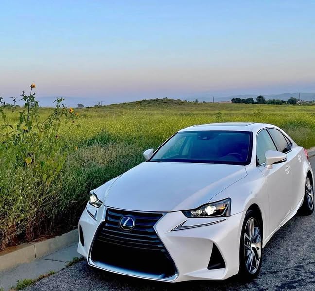 2020 Lexus IS - IS 300 Sedan 4D