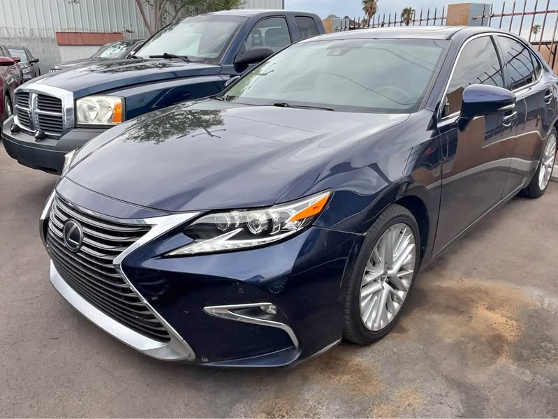 2016 Lexus IS - IS 250 Sport Sedan 4D
