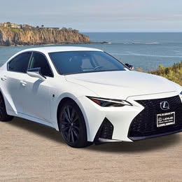 2025 Lexus IS 300 F SPORT Design