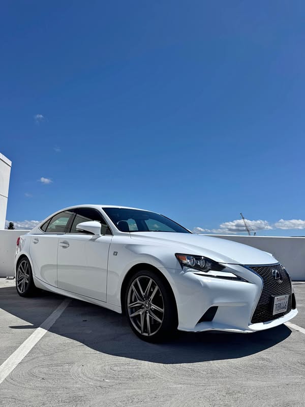 2016 Lexus IS - IS 200t Sedan 4D