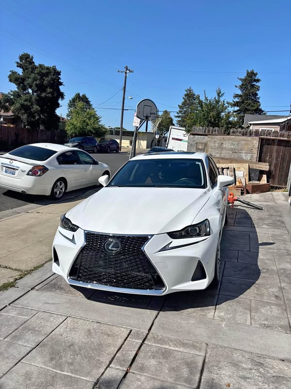 2018 Lexus IS - IS 300 Sedan 4D