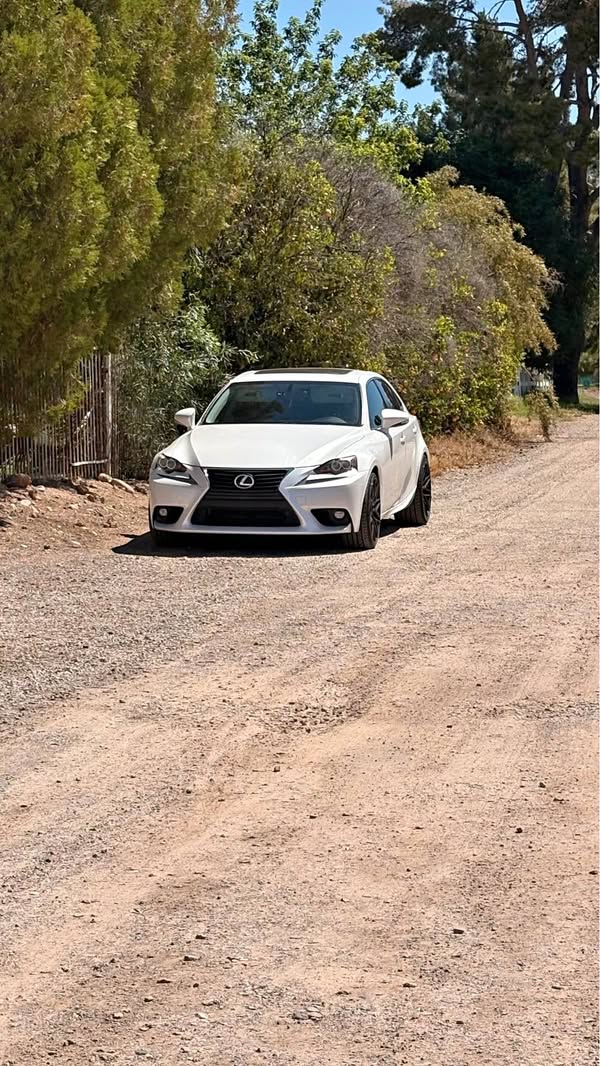 2016 Lexus IS - IS 350 Sedan 4D