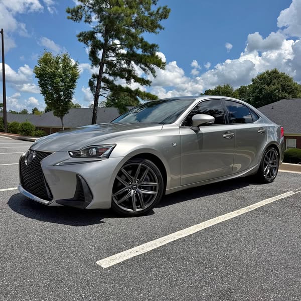 2018 Lexus IS - IS 300 F SPORT Design Sedan 4D