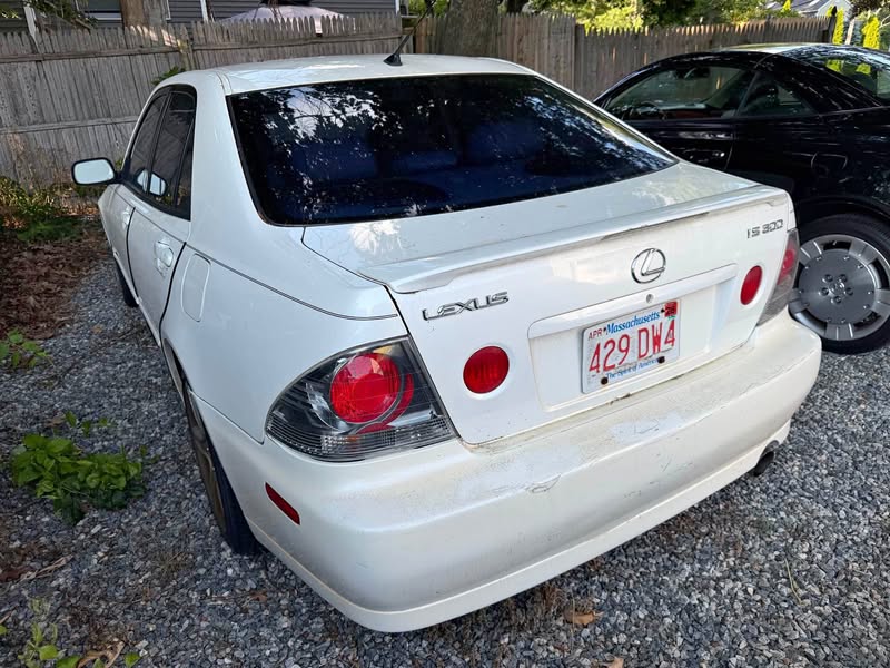 2004 Lexus IS - IS 300 Sedan 4D