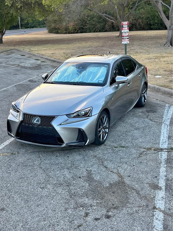 2017 Lexus IS - IS 200t Sedan 4D
