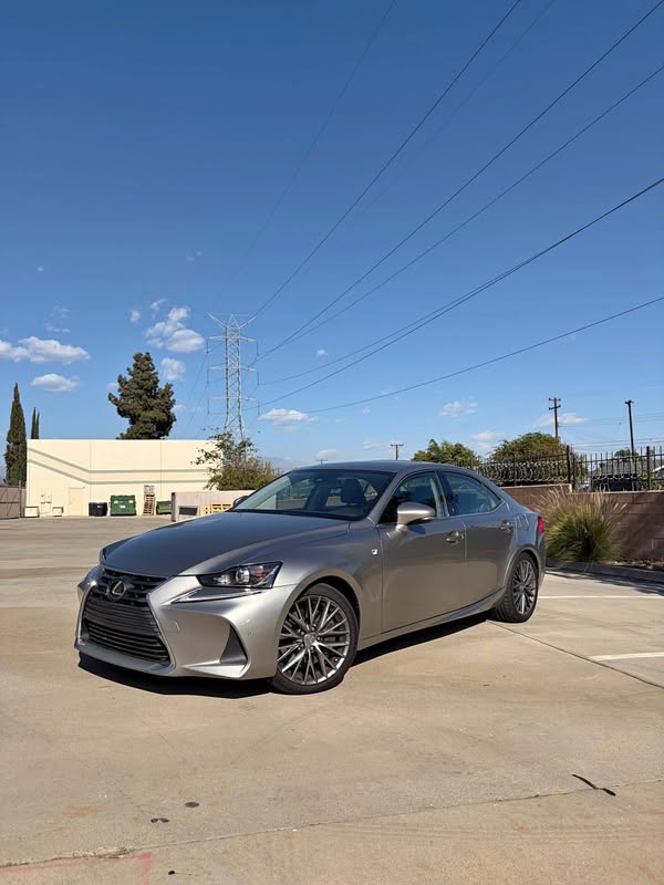 2020 Lexus IS - IS 300 Sedan 4D