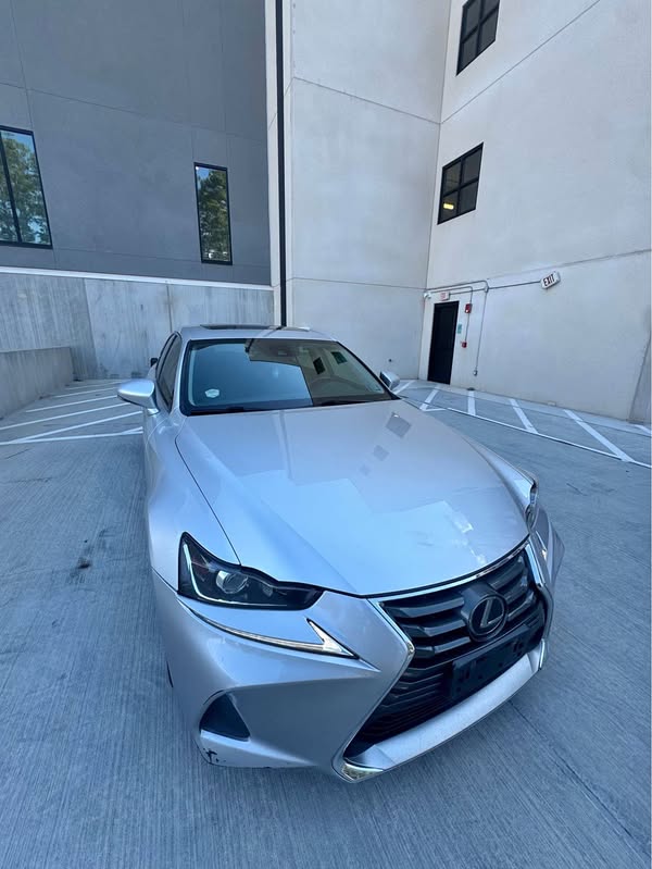2020 Lexus IS - IS 300 Sedan 4D
