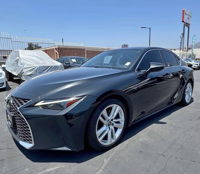 2022 Lexus IS 300