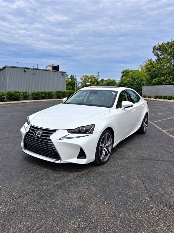 2017 Lexus IS - IS 300 Sedan 4D