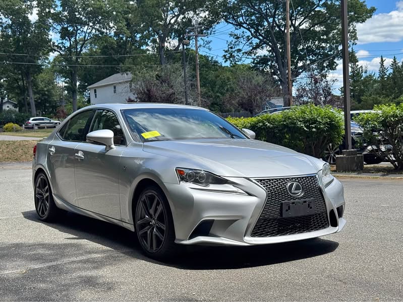 2016 Lexus IS - IS 300 Sedan 4D