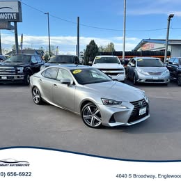 2017 Lexus IS