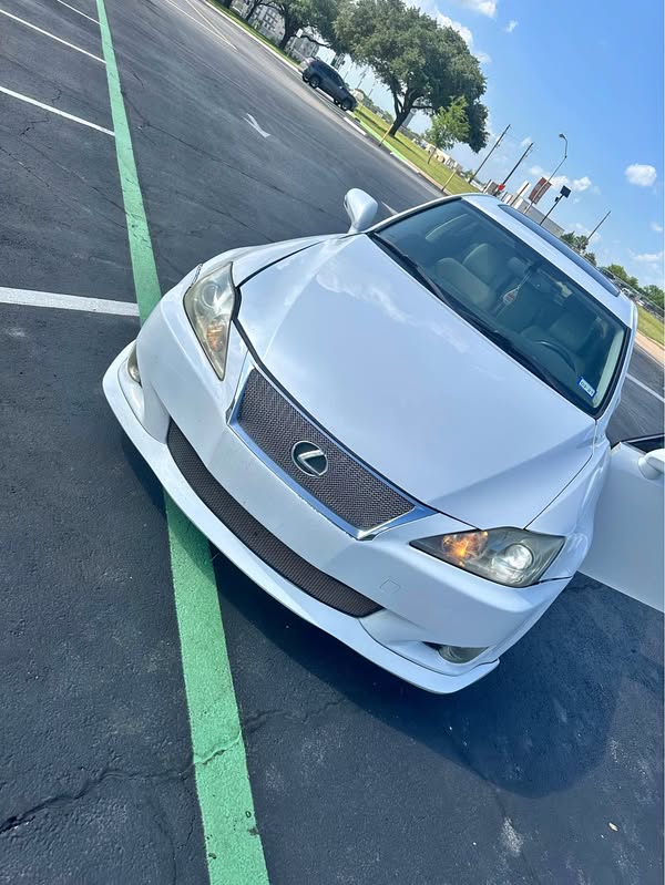 2010 Lexus IS - IS 250 Sport Sedan 4D