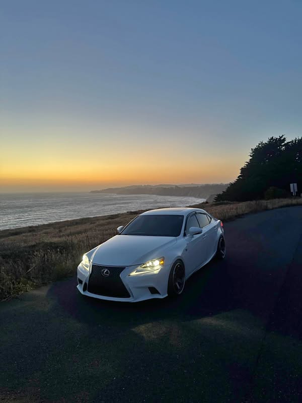 2015 Lexus IS - IS 250 Sport Sedan 4D